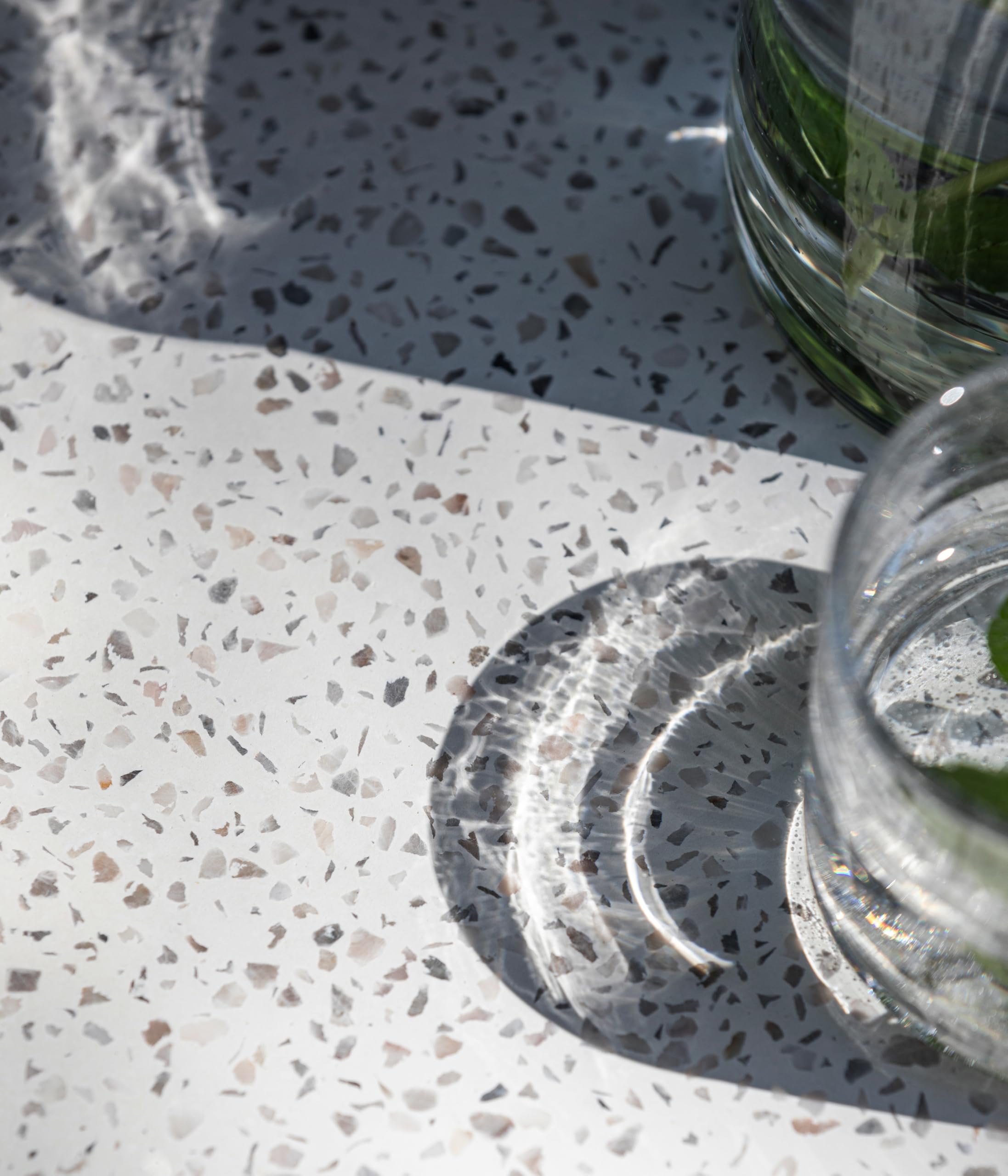 dehner-portofino-lounge-tisch-terrazzo-80-cm-wei image 5
