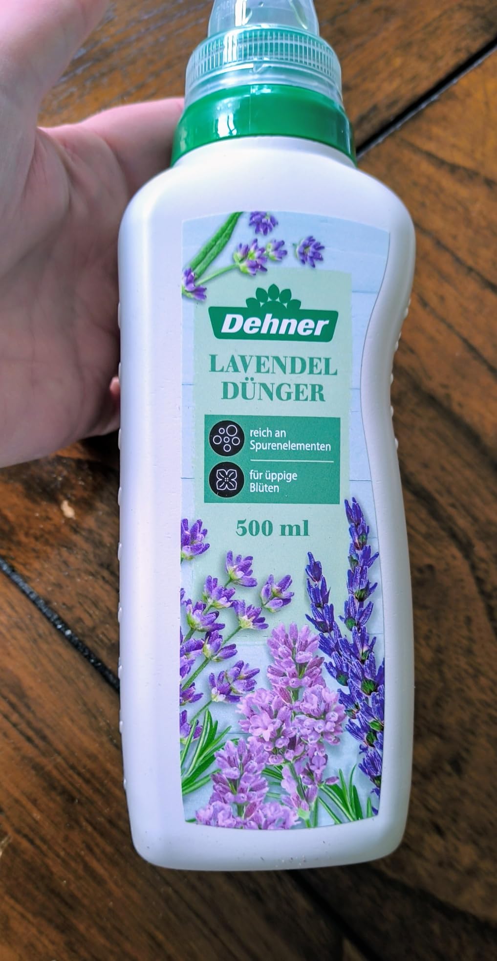 Birne wächst