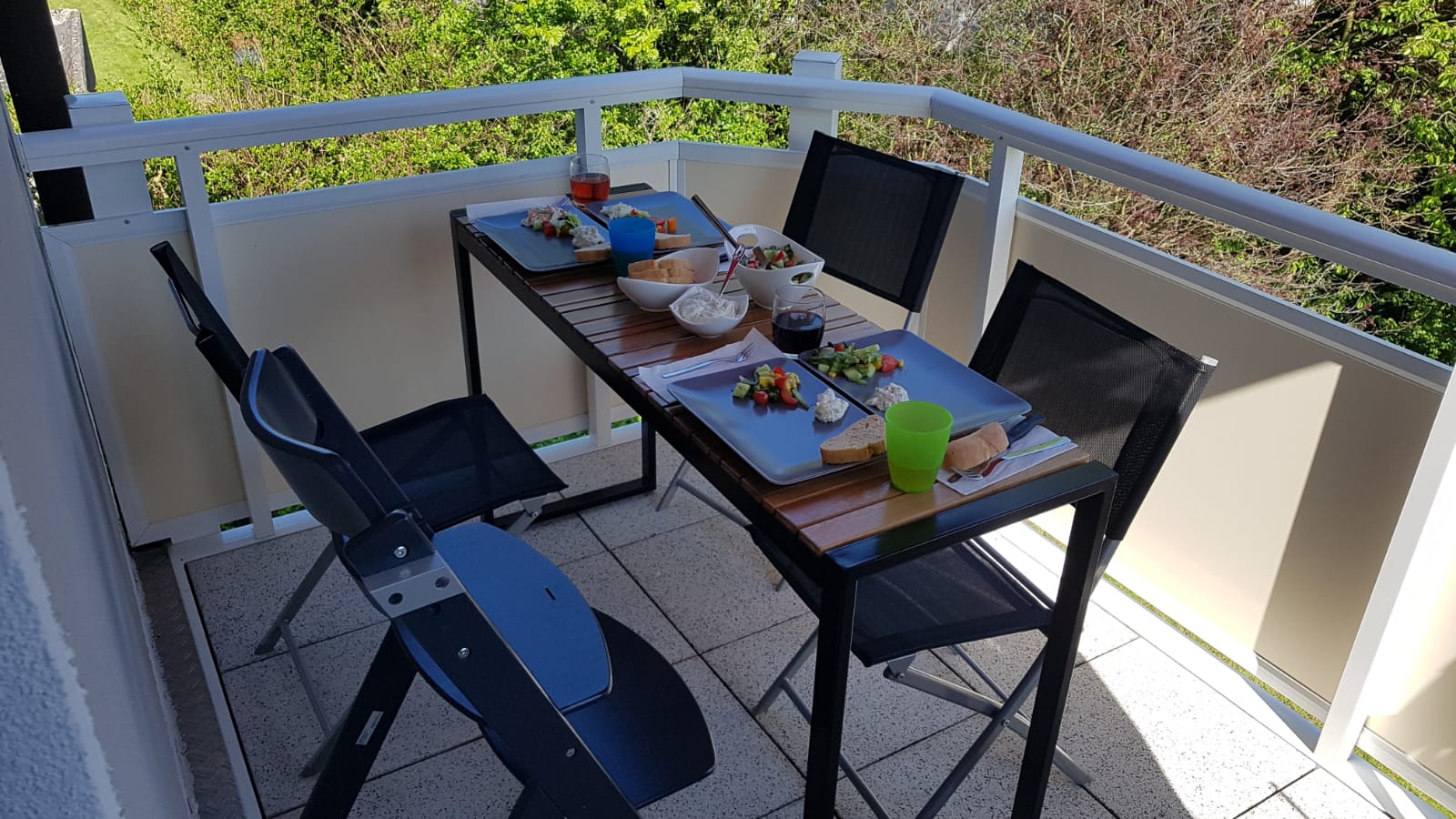 Frühstück draußen