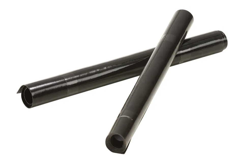 dehner-silikonschutzmatte-schwarz-54x28-cm image 1